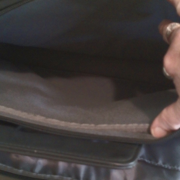 NWOT Dell Prof Dlx 15x12 Padded Laptop Briefcase & Crossbody Strap, Handles, Blk - Picture 4 of 7